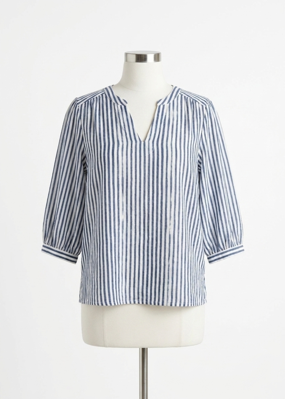 NEW FDJ pop over three quarter sleeves top in navy/white
